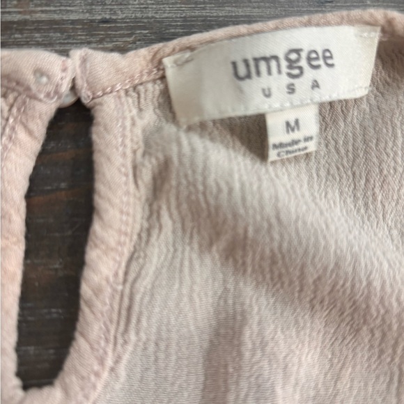 Umgee Cream and Blue Tunic Top with Chic Design - Picture 3 of 8